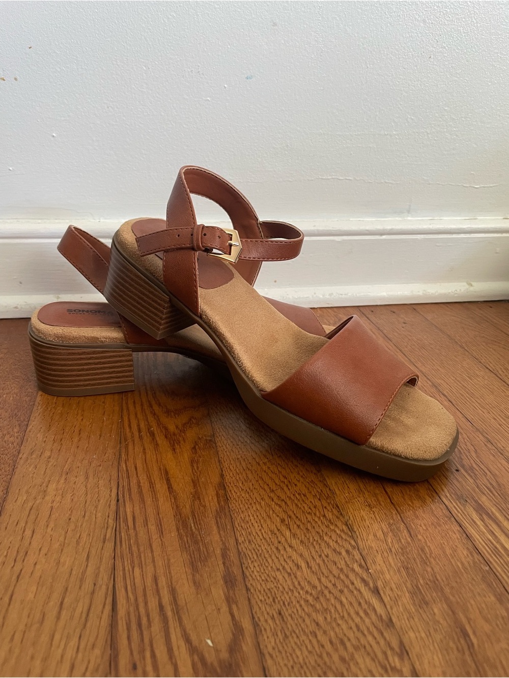 Tan Sandals - Picture 3 of 4